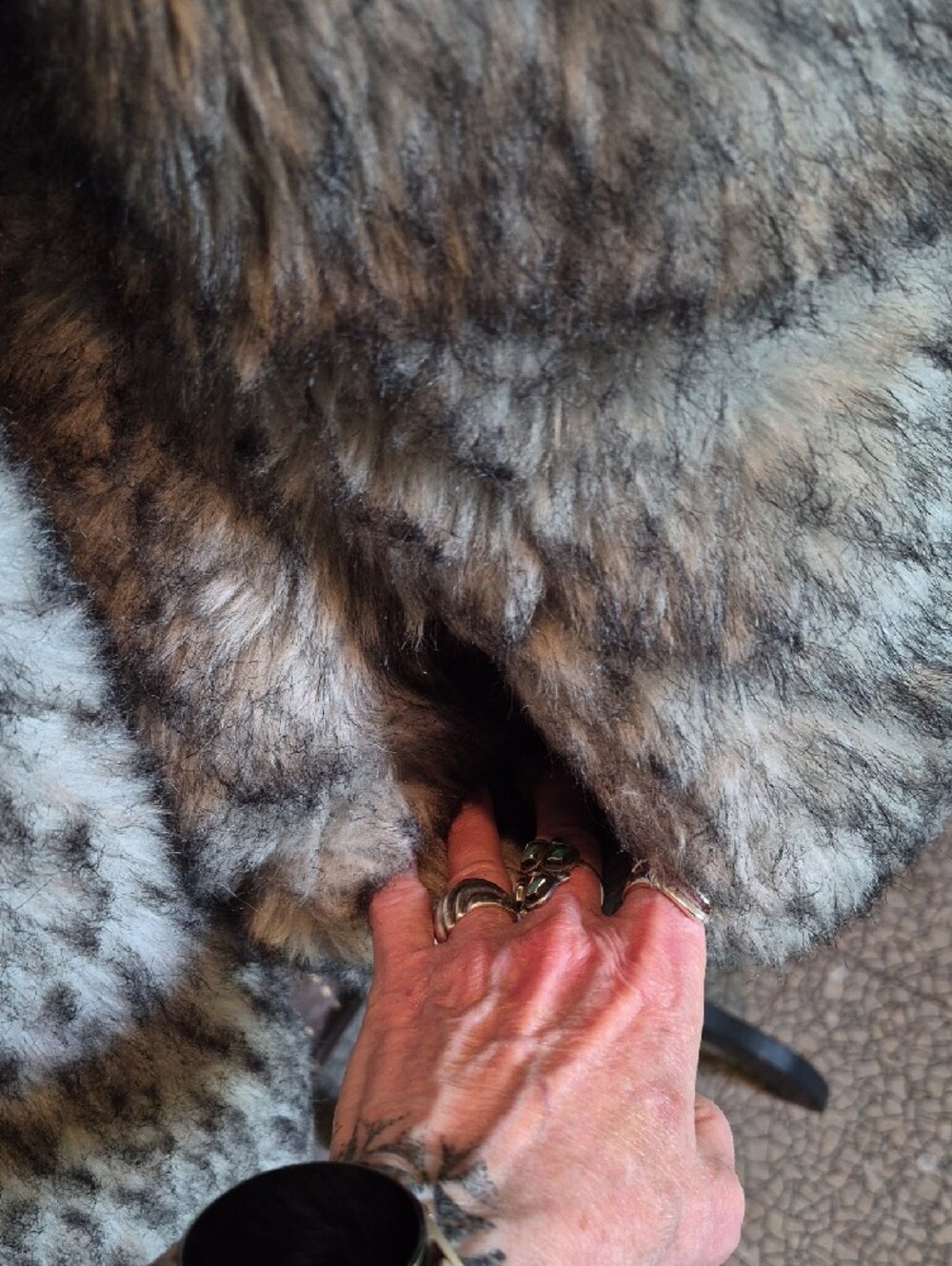 Blanćhe Faux Fur Hooded Jacket in Gray - Picture 4 of 9